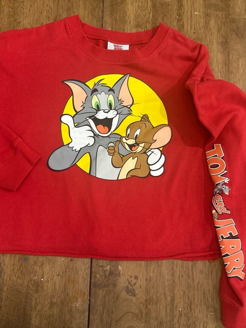 Women’s Cropped Tom and Jerry Red Crewneck Sweatshirt XL
